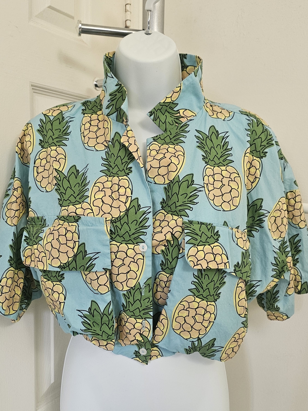 Zara Pineapple Print Crop Top in Light Blue and Yellow, Sz M